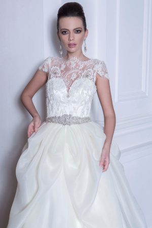 Rochie mireasa Amouré