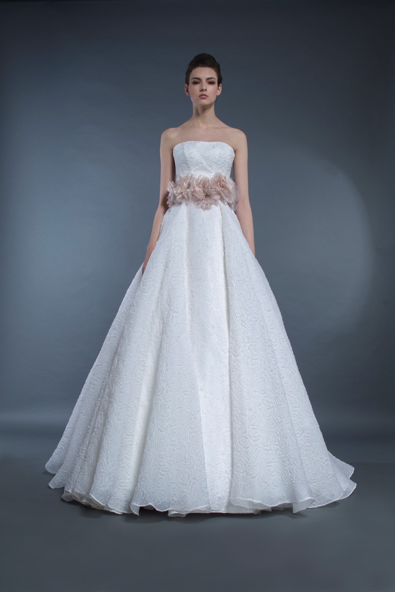 Rochie mireasa Lily Symphony