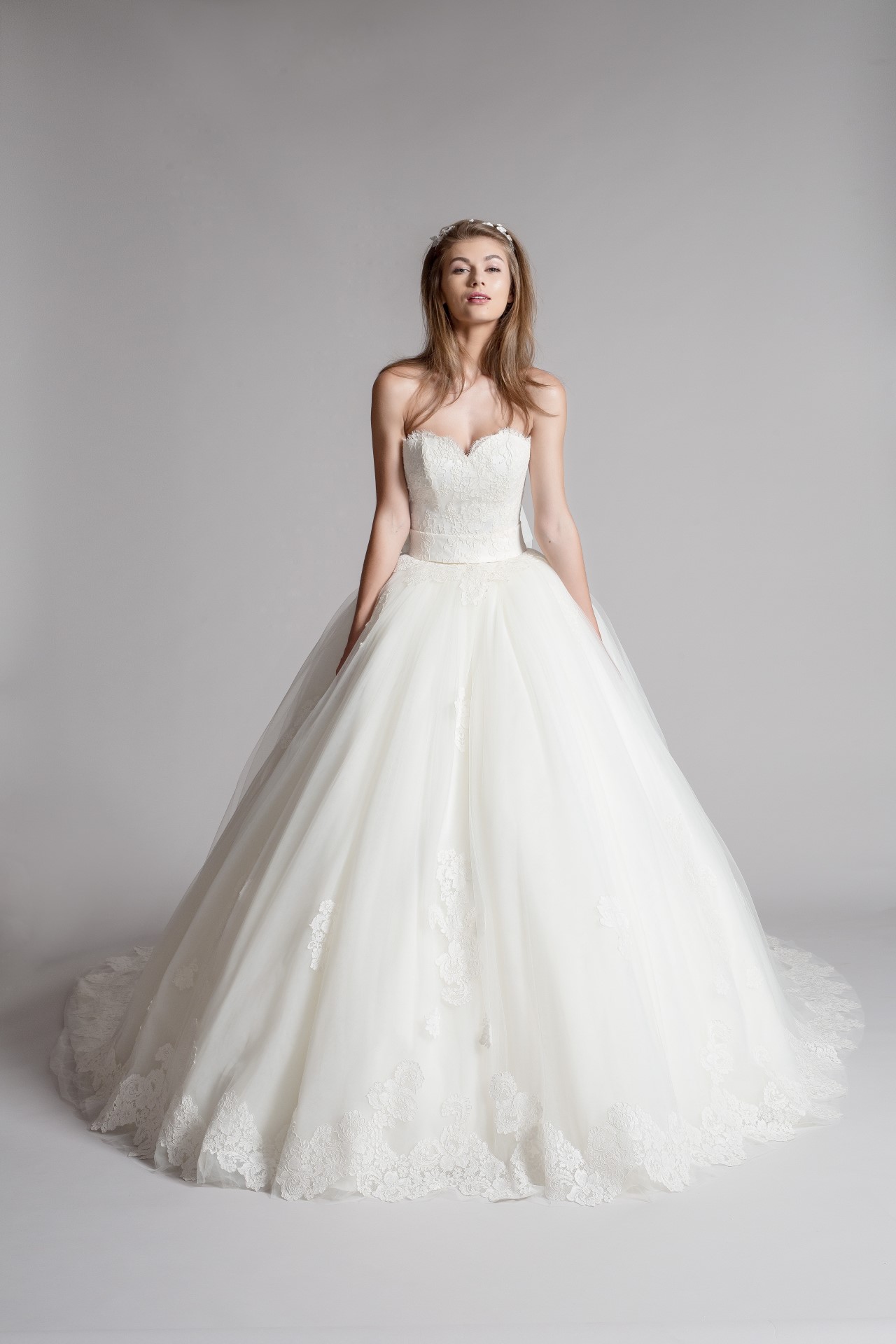 Rochie mireasa Rosea