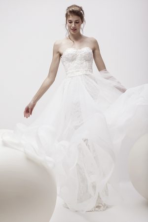 Rochie mireasa Skyla